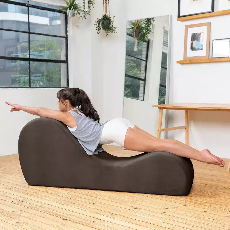 Avana Sleek Chaise Longue pour le yoga – Fabriquée aux États-Unis – Idéale pour les étirements, la relaxation, l'exercice et plus encore, 60D x 18W x 26H pouces, Gris clair