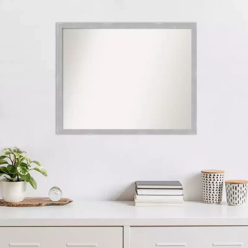 Specchio da parete incorniciato 30" x 24" – Cornice stretta in nichel spazzolato