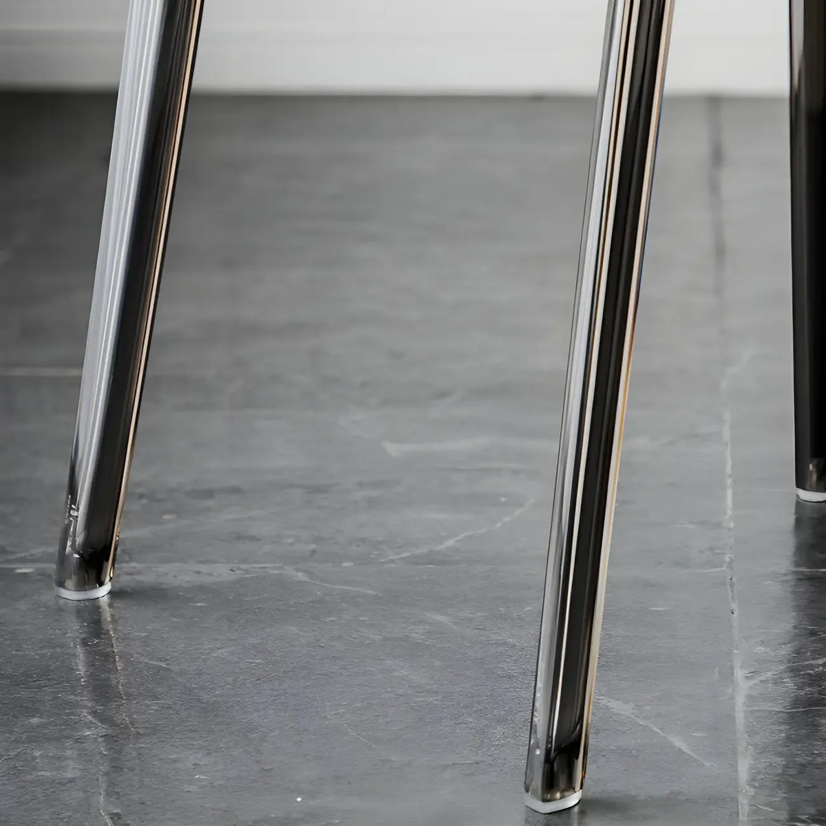 Chaise de salle à manger sans accoudoirs à dossier bas en acrylique ambre