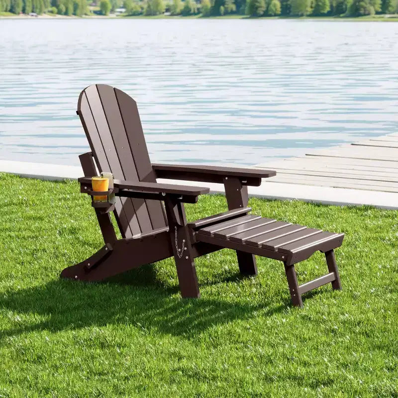 Chaise Adirondack pliante et réglable WestinTrends Malibu avec repose-pieds rétractable et porte-gobelet, Bois vieilli