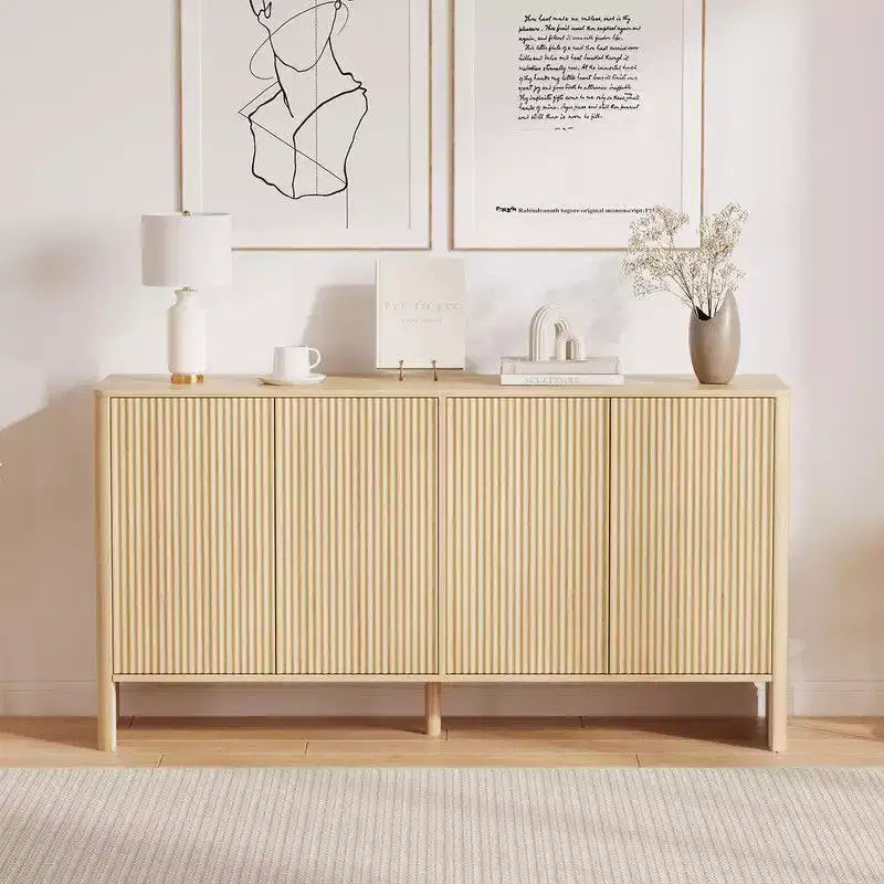 Credenza da 58 pollici in legno con 4 ante scanalate e ripiani regolabili
