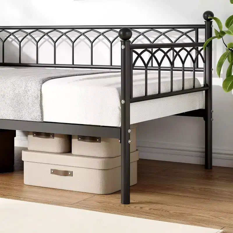 Twin Size Daybed with Metal Sofa Bed Frame, Space Saving