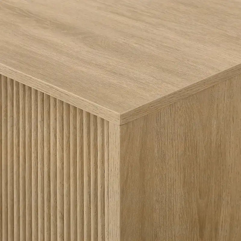 Meuble TV moderne Middlebrook Designs avec portes cannelées de 70 pouces