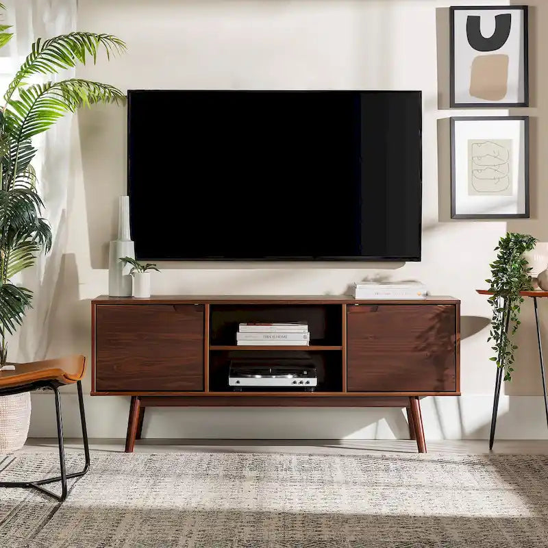 Meuble TV Middlebrook de 58 po en bois massif de style Mid-Century