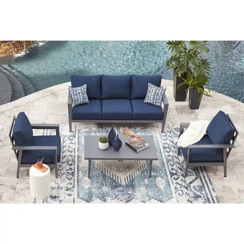 Signature Design by Ashley Ensemble canapé/chaises/table d'extérieur Gali gris/bleu (lot de 4) - 78,25 larg. x 33,25 prof. x 36,25 haut.