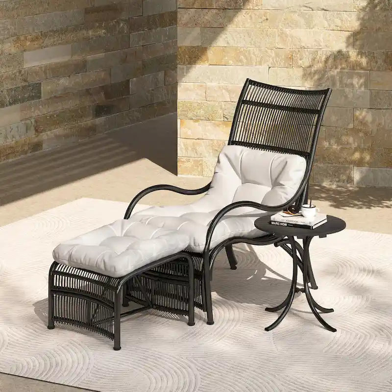 Ensemble de mobilier de patio en osier 3 pièces avec chaise longue, chaises de balcon, table et coussins, pouf