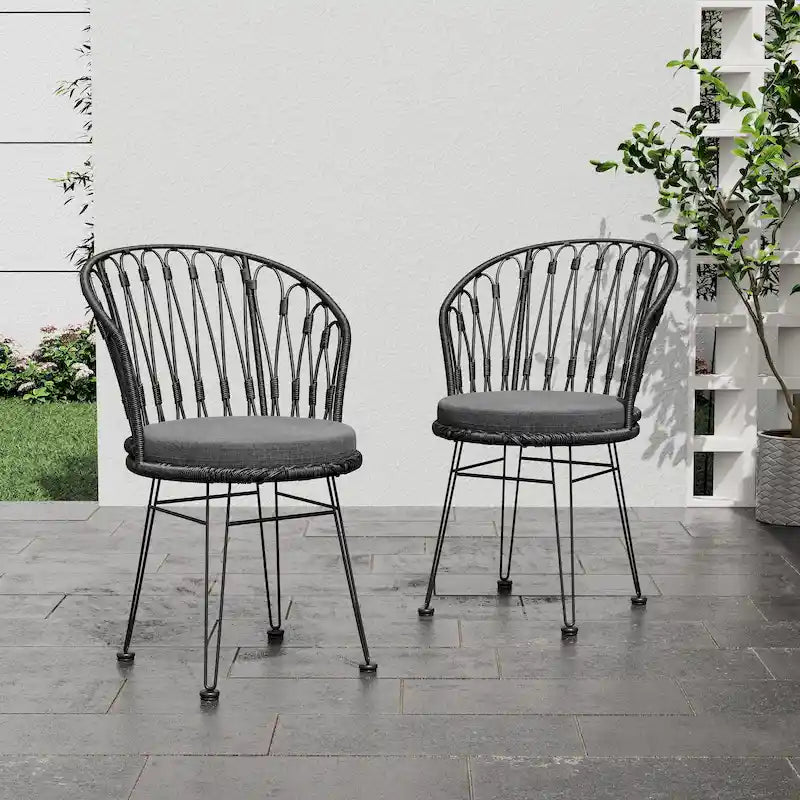 Lot de 2 chaises TAVON avec coussins, en rotin PE gris et fer, mobilier de jardin extérieur style bohème industriel