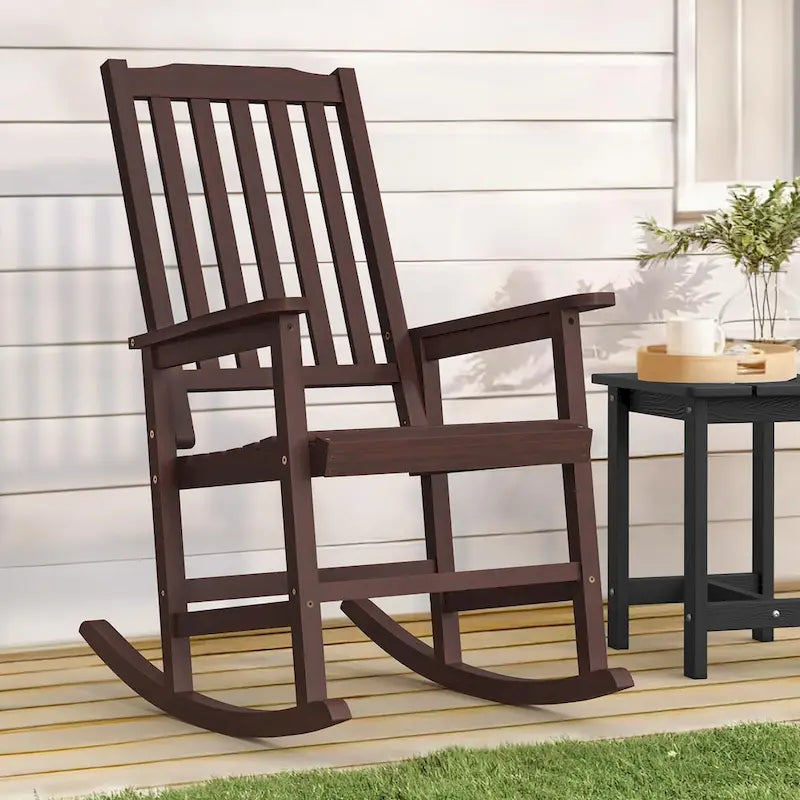 Fauteuil à bascule en bois d'acacia de style rustique, mobilier de patio en bois massif intérieur/extérieur avec design ergonomique et finition résistante aux intempéries