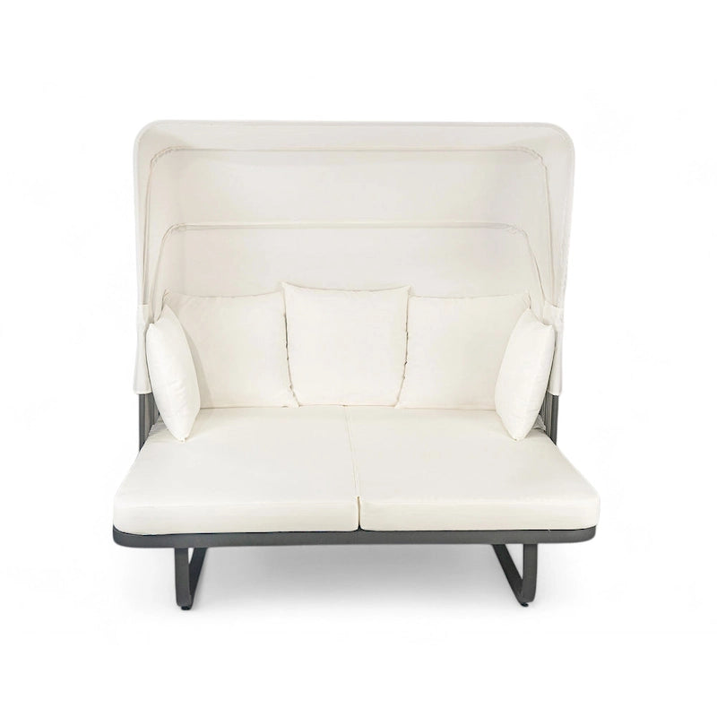 57 Outdoor Patio Rattan Daybed Sunbed with Retractable Canopy and Pillows
