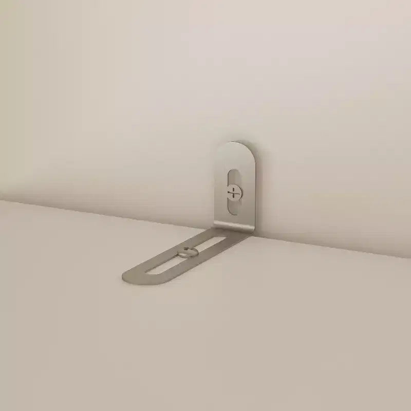 Penderie modulaire de luxe blanche Famapy avec ferrures dorées : portes à panneaux + conception à portes mixtes – Dressing élégant sur mesure pour chambres à coucher