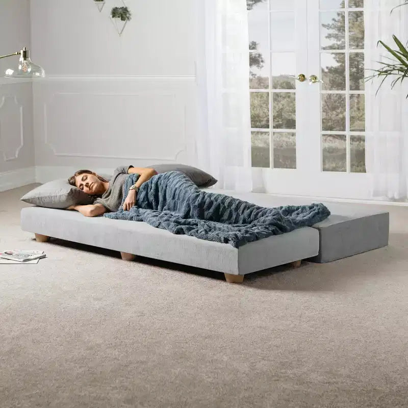 Daybed / Fold-Out Queen-Size Sleeper - Microvelvet