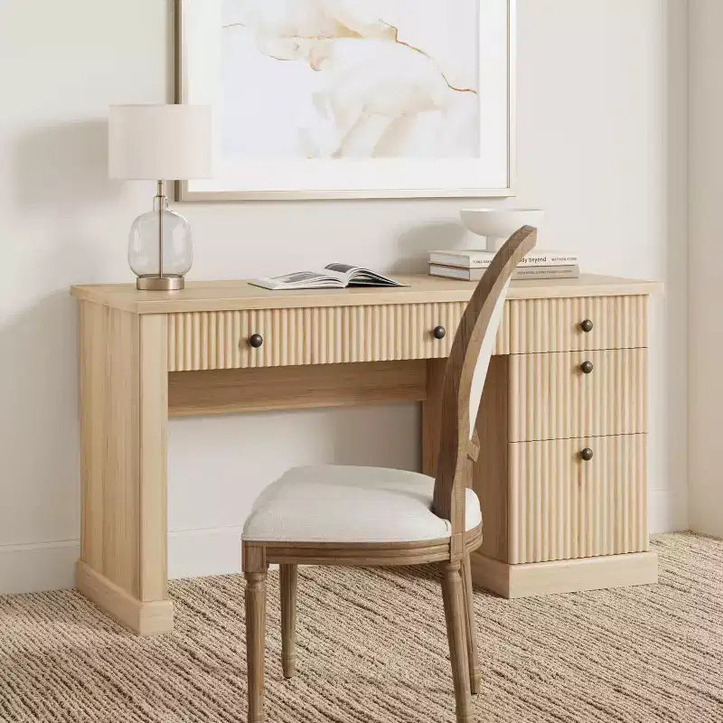 Meuble de rangement de bureau cannelé, bureau de direction moderne de 54 po avec station de recharge, bureau d'ordinateur en bois avec tiroirs classeurs pour bureau d'étude