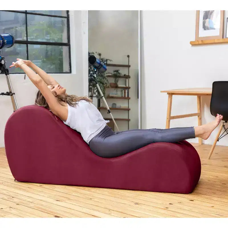 Avana Sleek Chaise Longue pour le yoga – Fabriquée aux États-Unis – Idéale pour les étirements, la relaxation, l'exercice et plus encore, 60D x 18W x 26H pouces, Gris clair
