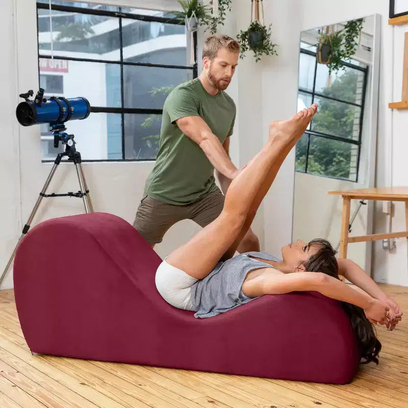 Avana Sleek Chaise Longue pour le yoga – Fabriquée aux États-Unis – Idéale pour les étirements, la relaxation, l'exercice et plus encore, 60D x 18W x 26H pouces, Gris clair