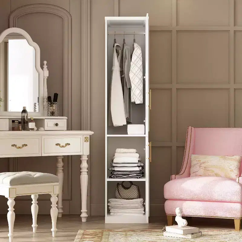 Penderie modulaire de luxe blanche Famapy avec ferrures dorées : portes à panneaux + conception à portes mixtes – Dressing élégant sur mesure pour chambres à coucher