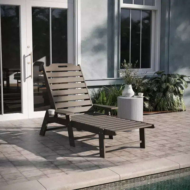 Bain de soleil Adirondack réglable Emma et Oliver en résine polymère avec porte-gobelet pivotant pour intérieur/extérieur