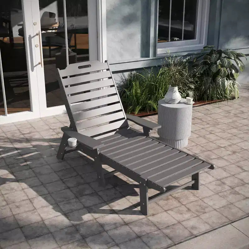 Bain de soleil Adirondack réglable Emma et Oliver en résine polymère avec porte-gobelet pivotant pour intérieur/extérieur