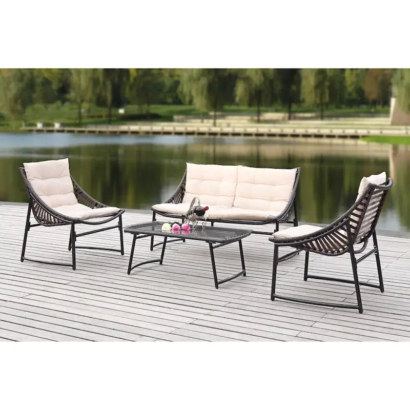 SAFAVIEH Outdoor Hildrun Rattan 4-Piece Set - 28W x 30D x 50H