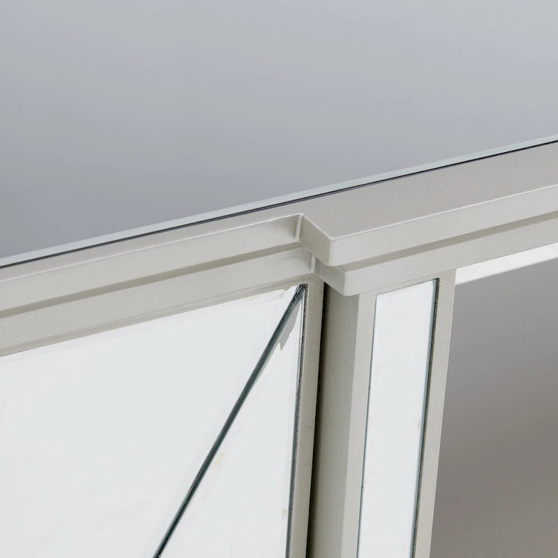 Meuble TV multimédia miroir avec insert de cheminée à changement de couleur pour téléviseurs jusqu'à 62 pouces SEI Furniture