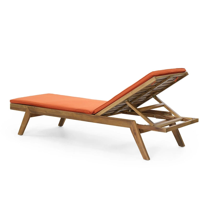Chaise longue d'extérieur Caily en bois d'acacia avec coussins par Christopher Knight Home