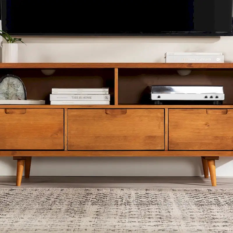 Meuble TV en bois massif Alby 58 pouces de Middlebrook, style Mid-Century