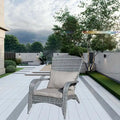Chaise de patio avec coussins