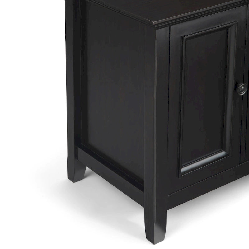 Meuble TV transitoire en bois massif WYNDENHALL Halifax de 72 pouces de large - 72 l x 19 P x 26 H