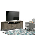 Meuble TV WYNDENHALL Norfolk en BOIS MASSIF de 72 pouces de large pour téléviseurs jusqu'à 80 pouces - 72 L x 17,5 P x 26 H
