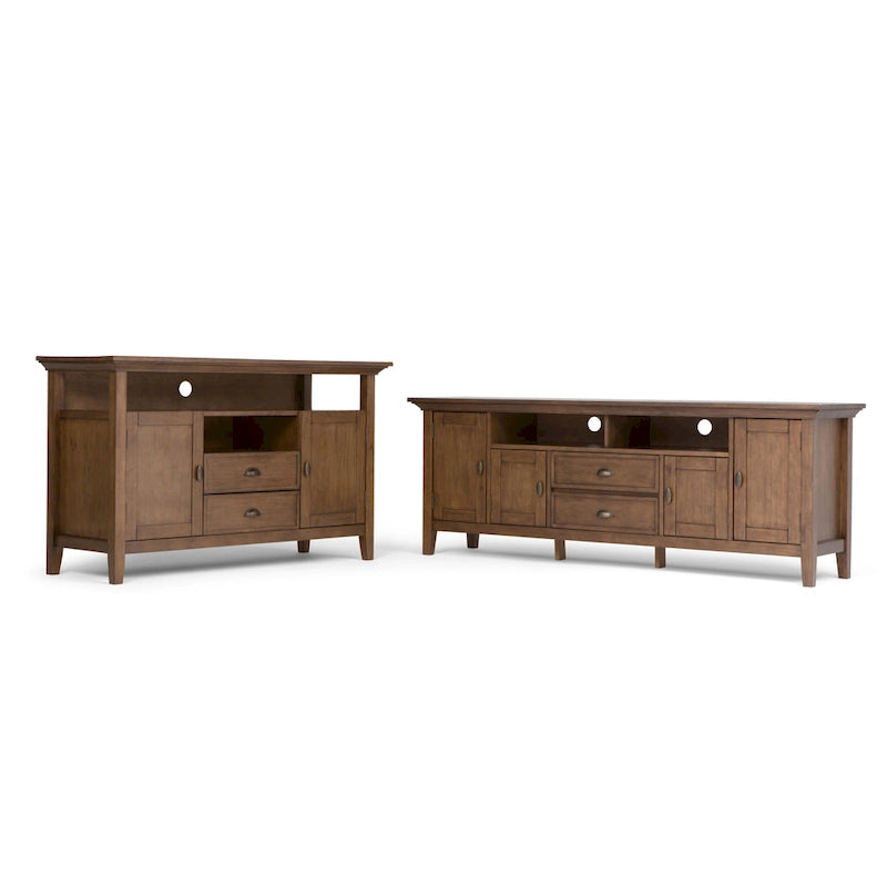 Meuble TV-média de transition WYNDENHALL Mansfield en BOIS MASSIF de 72 pouces de large pour téléviseurs jusqu'à 80 pouces - 72 L x 16,5 P x 26 H