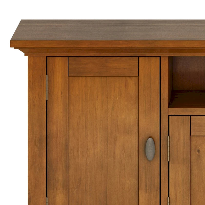 Meuble TV-média de transition WYNDENHALL Mansfield en BOIS MASSIF de 72 pouces de large pour téléviseurs jusqu'à 80 pouces - 72 L x 16,5 P x 26 H