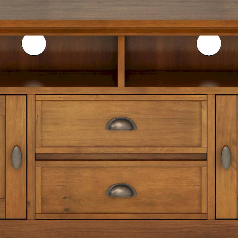 Meuble TV-média de transition WYNDENHALL Mansfield en BOIS MASSIF de 72 pouces de large pour téléviseurs jusqu'à 80 pouces - 72 L x 16,5 P x 26 H