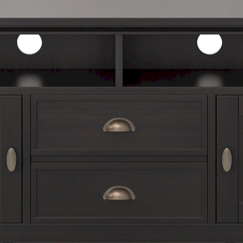 Meuble TV-média de transition WYNDENHALL Mansfield en BOIS MASSIF de 72 pouces de large pour téléviseurs jusqu'à 80 pouces - 72 L x 16,5 P x 26 H