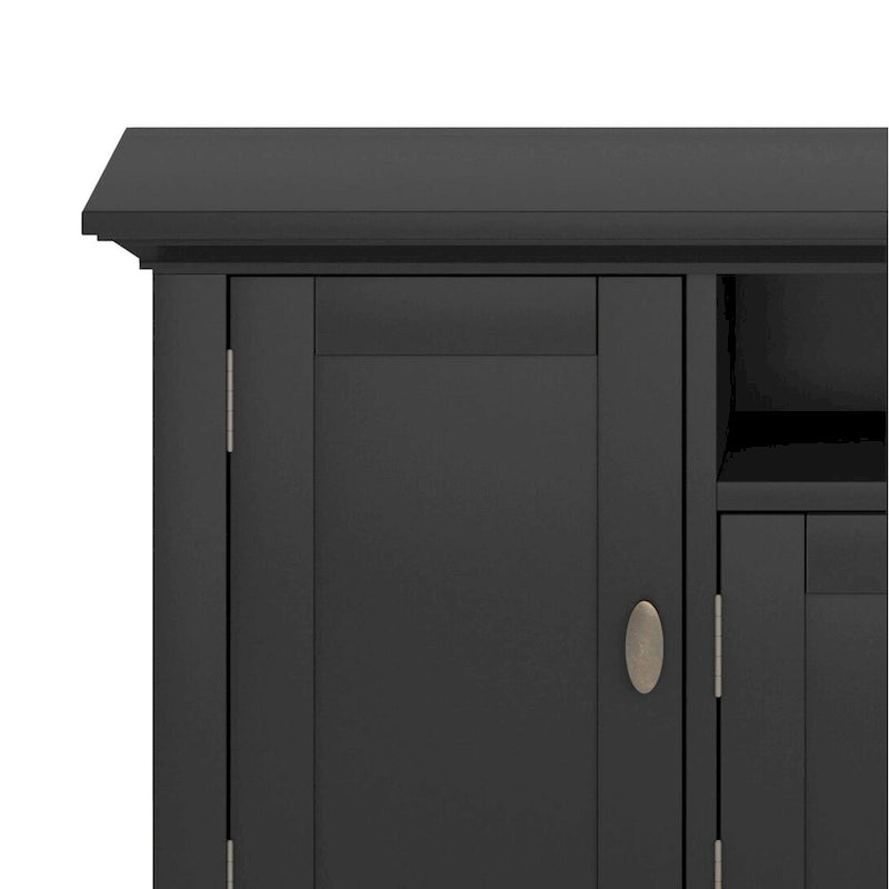 Meuble TV-média de transition WYNDENHALL Mansfield en BOIS MASSIF de 72 pouces de large pour téléviseurs jusqu'à 80 pouces - 72 L x 16,5 P x 26 H