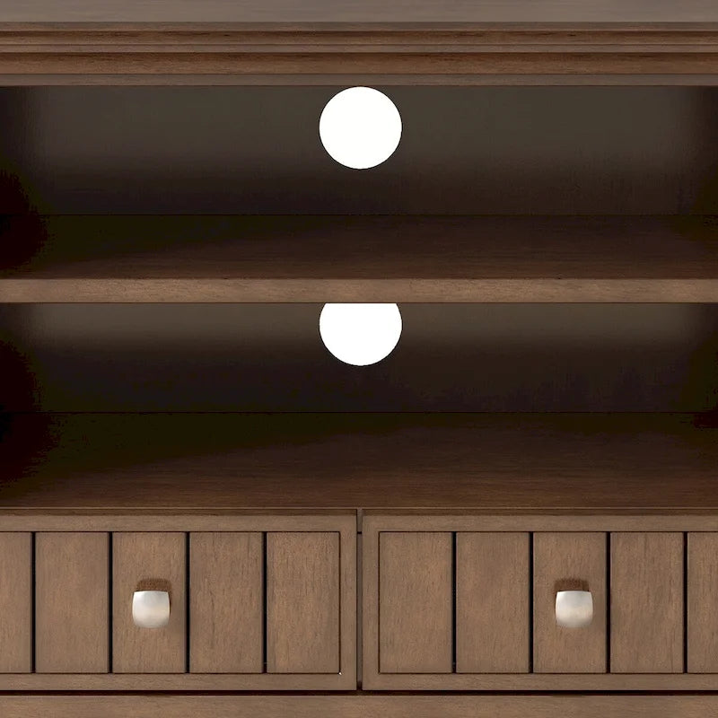 Meuble TV/Média de transition WYNDENHALL Normandy en BOIS MASSIF de 60 pouces de large pour téléviseurs jusqu'à 65 pouces - 60 x 16,5 x 24
