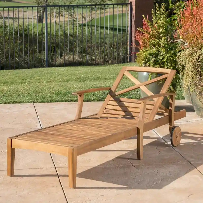 Chaise longue d'extérieur Perla en bois d'acacia par Christopher Knight Home