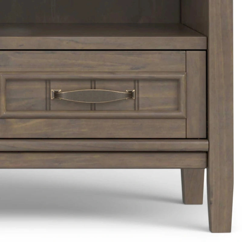 Meuble TV/multimédia contemporain WYNDENHALL Rowan en BOIS MASSIF, largeur 50 po, brun fumé, pour téléviseurs jusqu'à 55 po - 16p x 50l x 20h