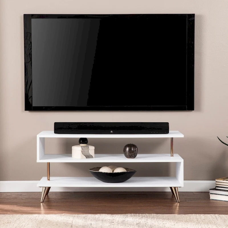 Meuble TV bas SEI Furniture blanc pour téléviseurs jusqu'à 41 po