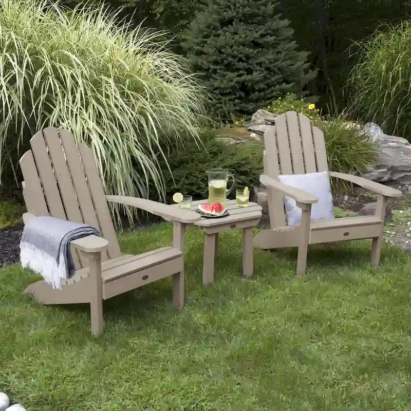 2 chaises Adirondack Westport classiques et une table d'appoint