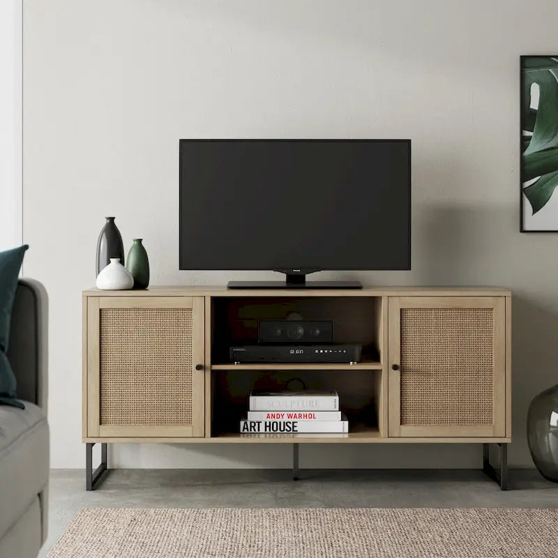 Meuble TV Nathan James Mina moderne avec console média et accents noirs en bois de chêne et portes de rangement