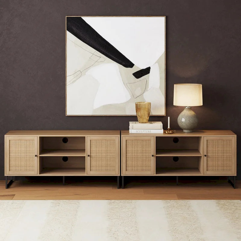 Meuble TV Nathan James Mina moderne avec console média et accents noirs en bois de chêne et portes de rangement