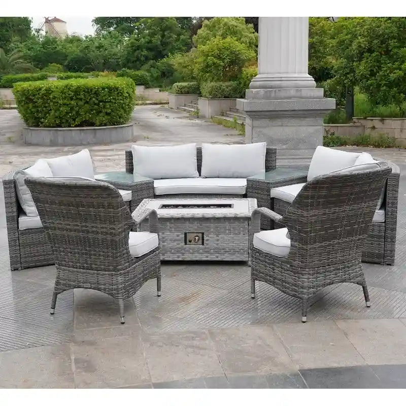Canapé de patio demi-lune en osier avec foyer et chaises