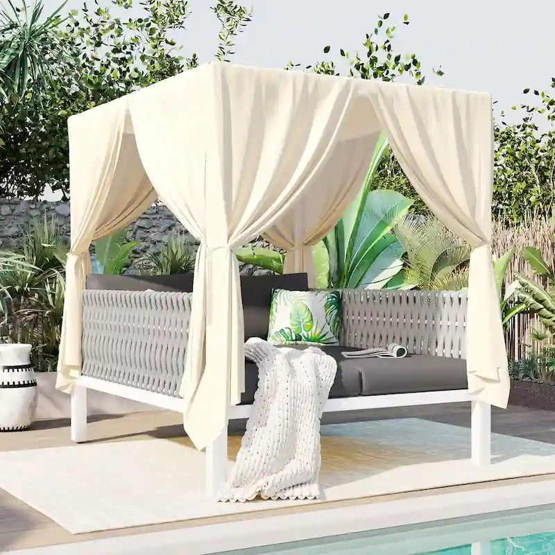 Bain de soleil extérieur avec rideaux adapté à de multiples scénarios