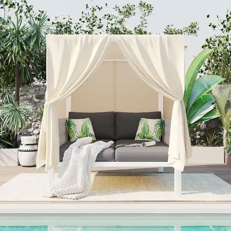 Bain de soleil extérieur avec rideaux adapté à de multiples scénarios
