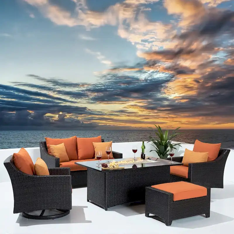 Ensemble de feu Deco 5 pièces Sunbrella pour patio, avec causeuse et fauteuil de club à mouvement