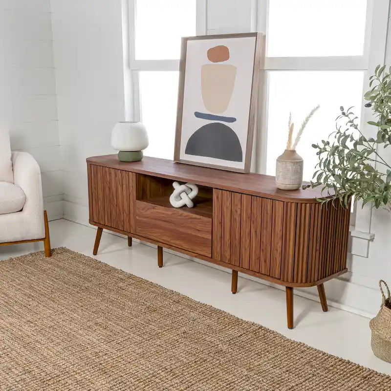 Meuble TV incurvé de ferme Finley de 178 cm avec tiroir et portes de rangement, compatible avec les téléviseurs jusqu'à 190,5 cm, avec gestion des câbles, par JONATHAN Y
