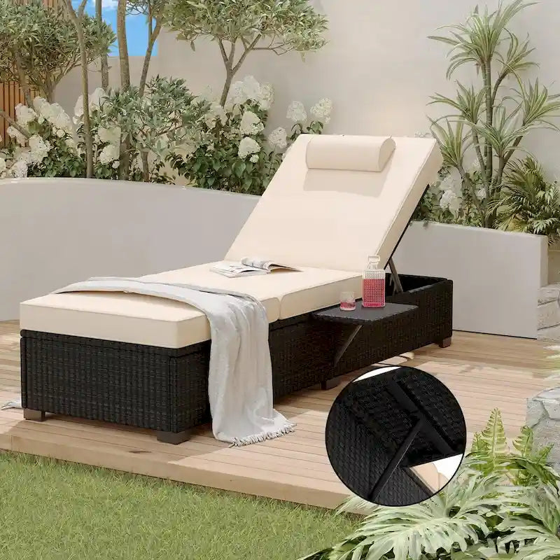 Lot de 2 chaises longues en rotin PE avec coussin épais de 6 cm