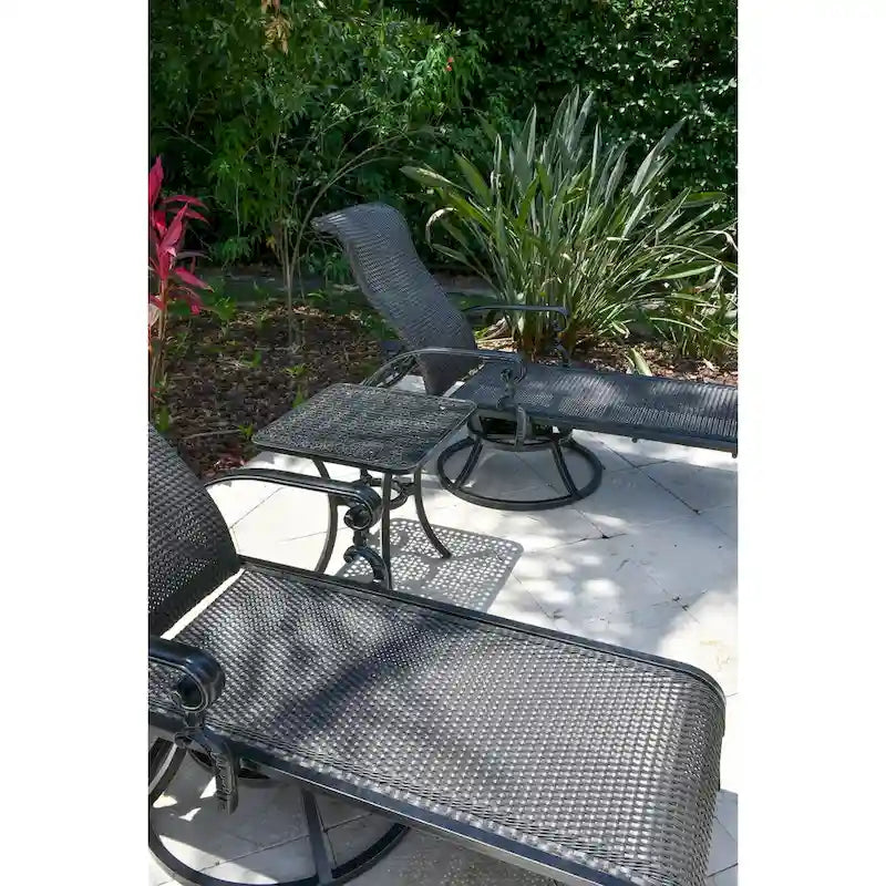 Bains de soleil pivotants Windermere Patio Motion en osier tout temps avec table d'appoint, ensemble de 3 - N/A