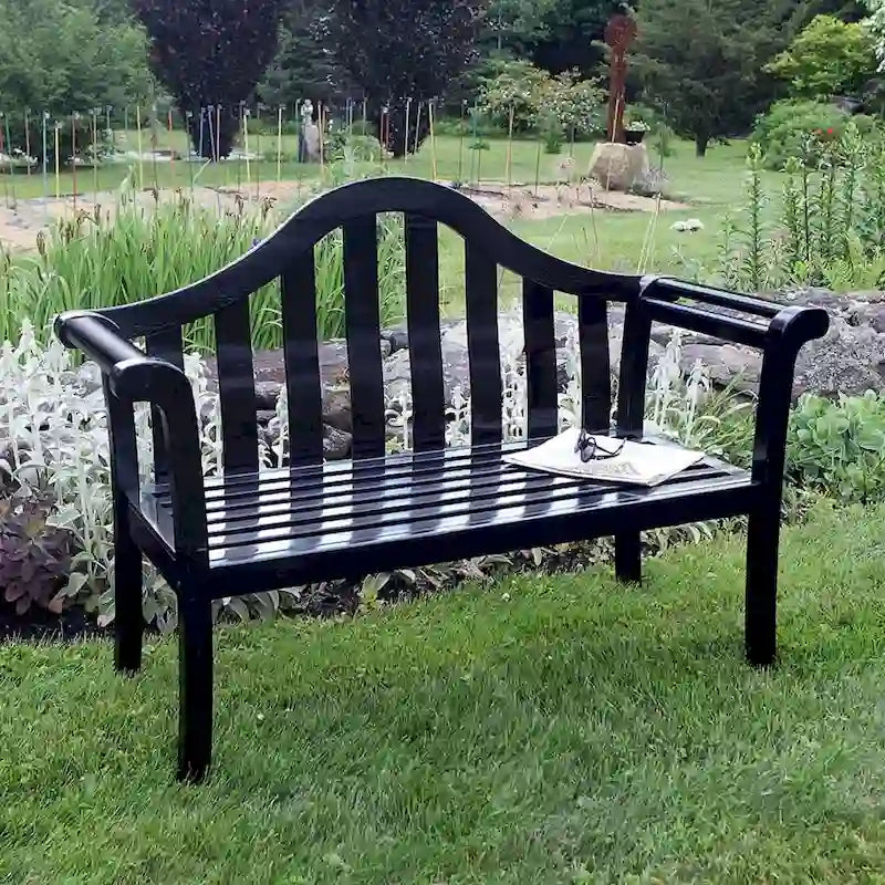 Banc de jardin d'intérieur/extérieur noir en bois Achla Designs 134 cm à dossier galbé, pour terrasse ou véranda