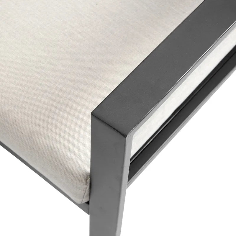 Ensemble de mobilier de patio en acier 4 pièces avec coussins beiges et table basse