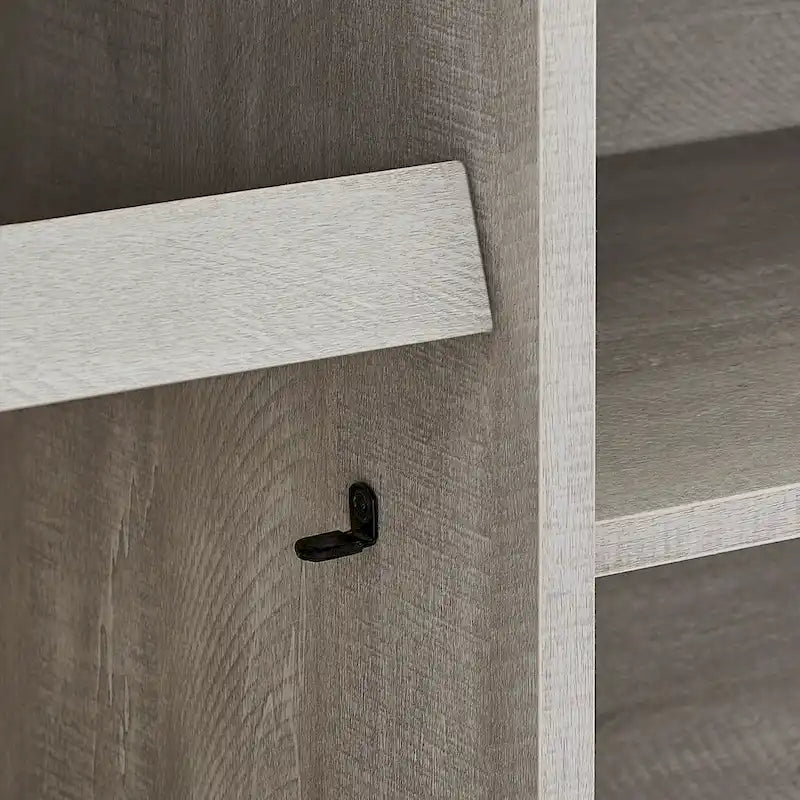 Meuble TV en bois foncé vieilli de 162,5 cm de large pour téléviseurs jusqu'à 70 po – 162,5 cm de large